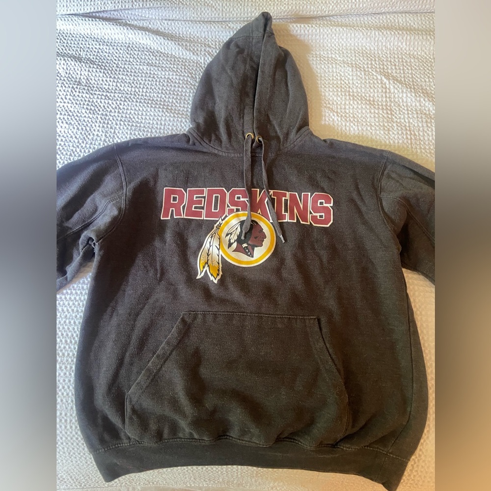 Washington Redskins sweatshirt